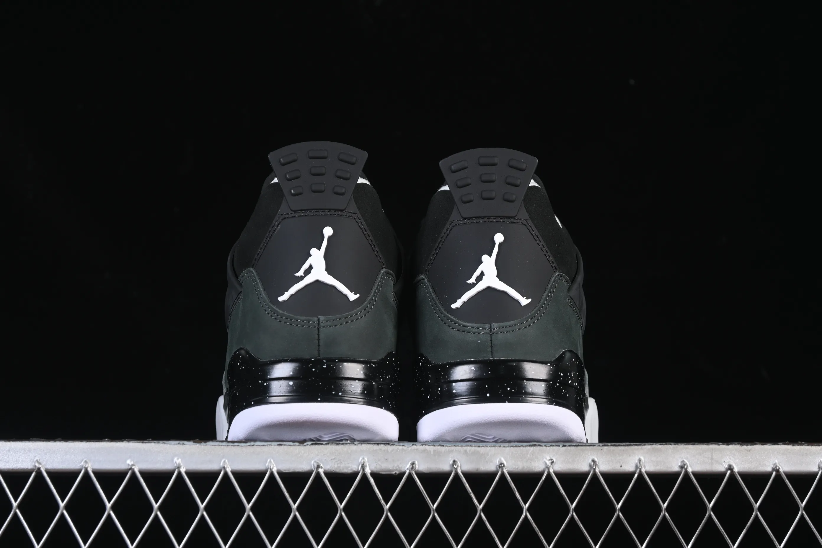 All categories Air Jordan Jordan series basketball shoes Air Jordan 4 OG version Air Jordan 4 "Fear" AJ4 Joe 4 fear suit replica basketball shoes FQ8138-002